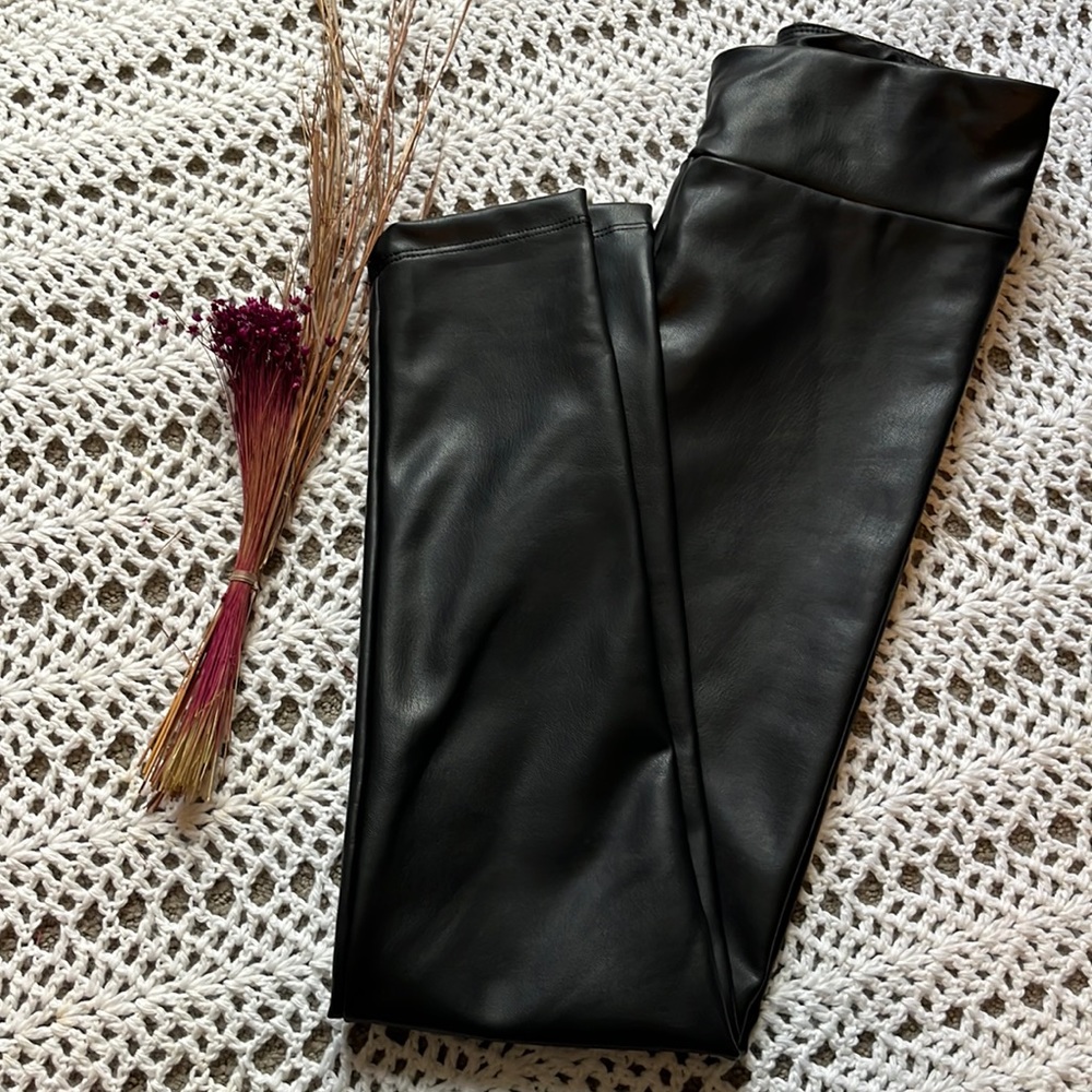 Vegan leather leggings
